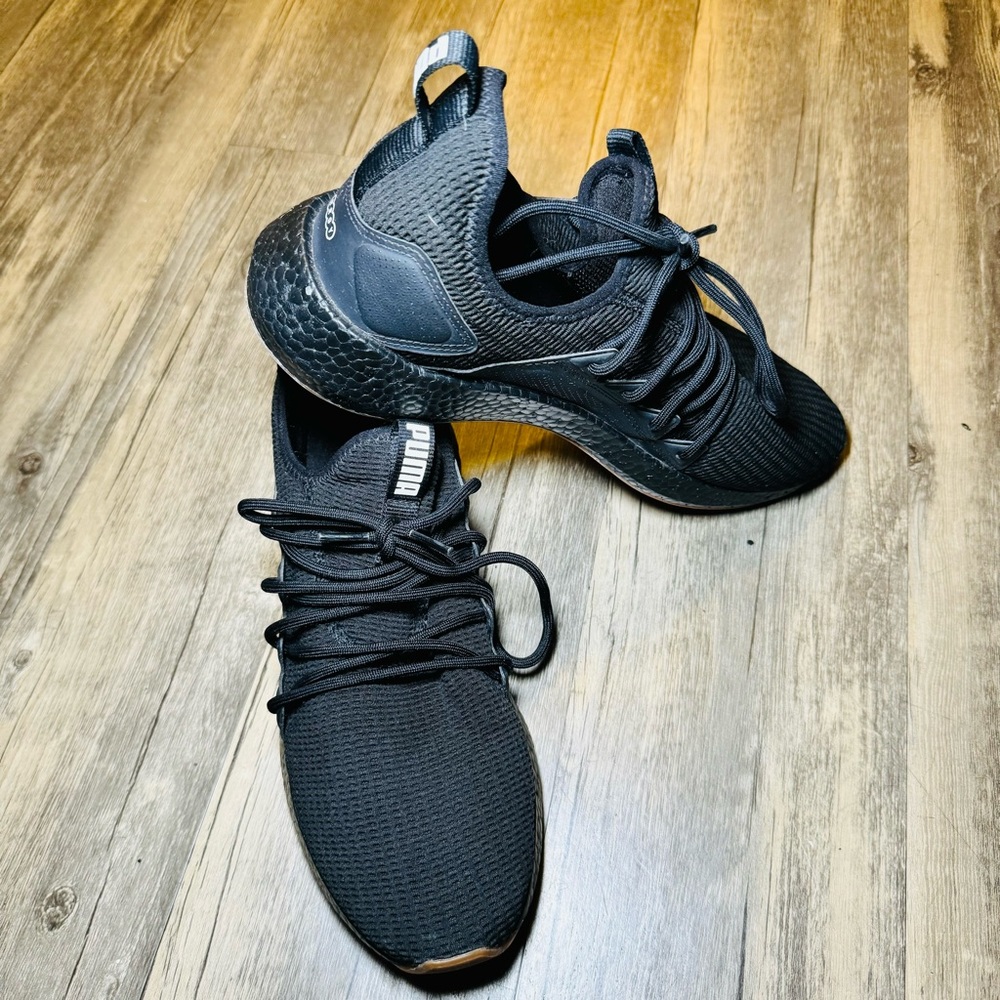 Puma Men’s Black Sneakers SZ 10 US